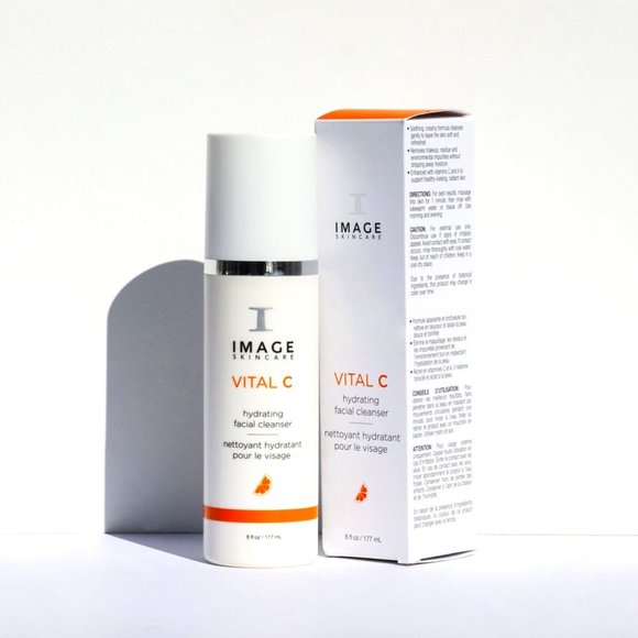 VITAL C hydrating facial cleanser - Picture 1 of 2